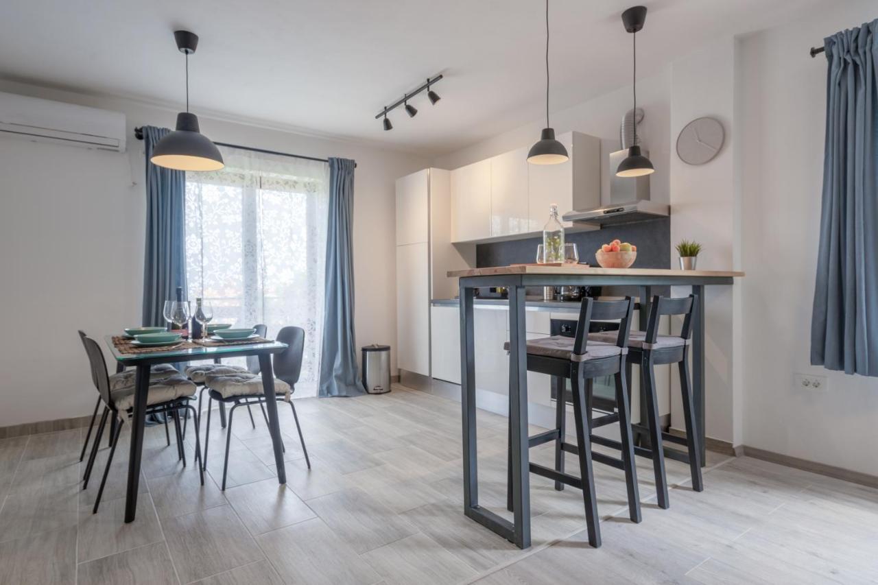 Visum Apartments Pula Luaran gambar