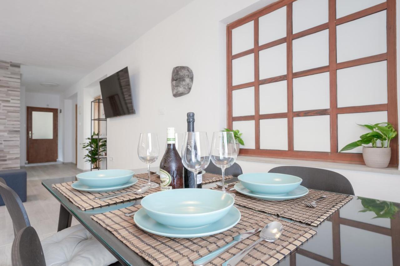 Visum Apartments Pula Luaran gambar
