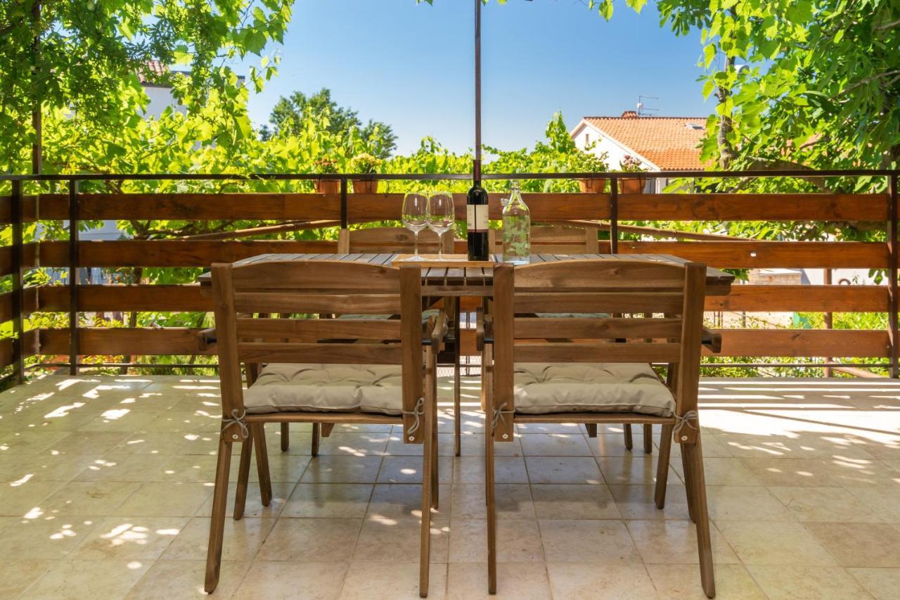 Visum Apartments Pula Luaran gambar
