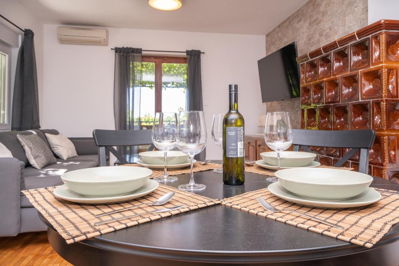 Visum Apartments Pula Luaran gambar