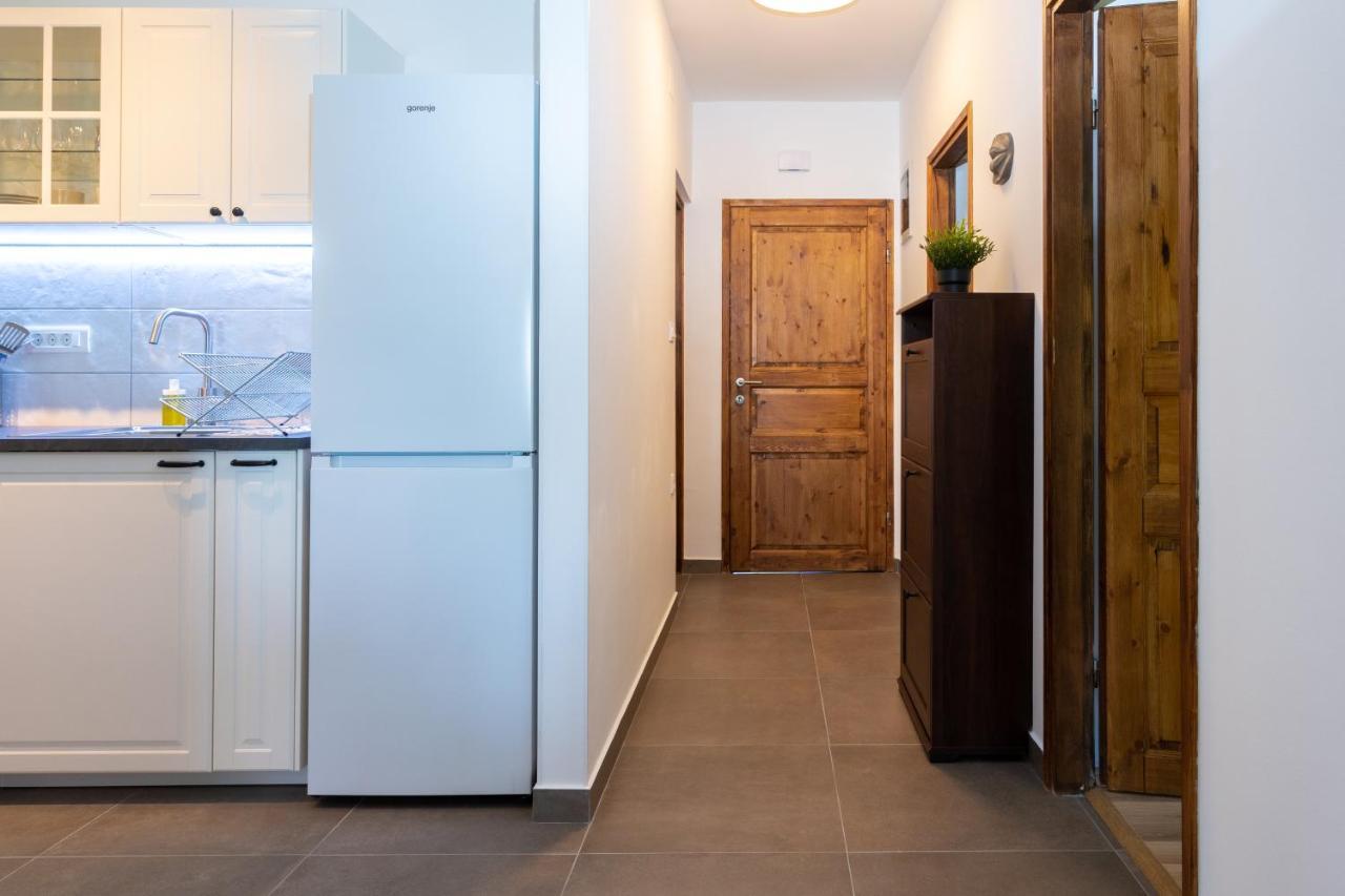 Visum Apartments Pula Luaran gambar