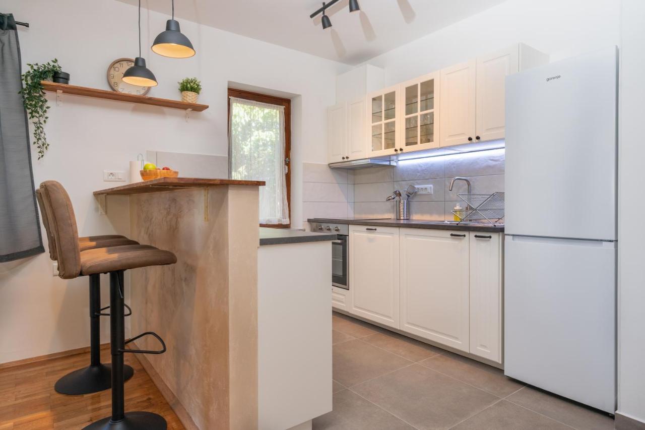 Visum Apartments Pula Luaran gambar